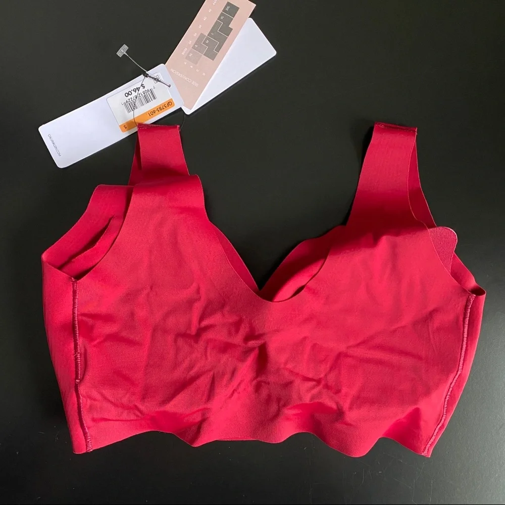 🌱 Calvin Klein Invisibles Lightly Lined V-Neck Bralette - Picture 5 of 8